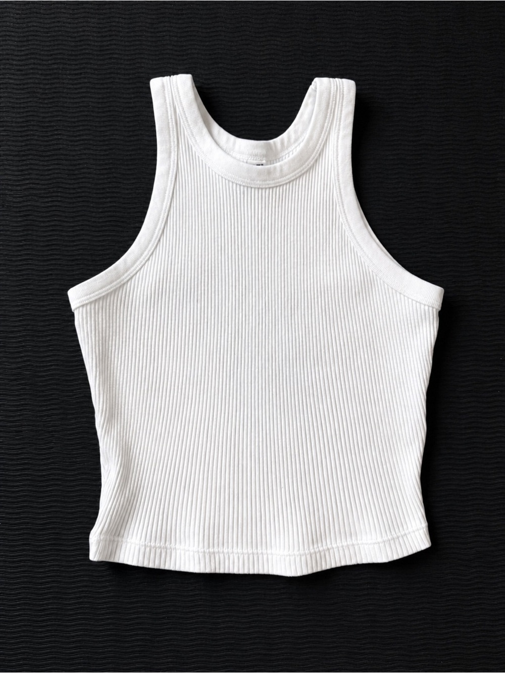 Uniqlo Cropped Racerback Top